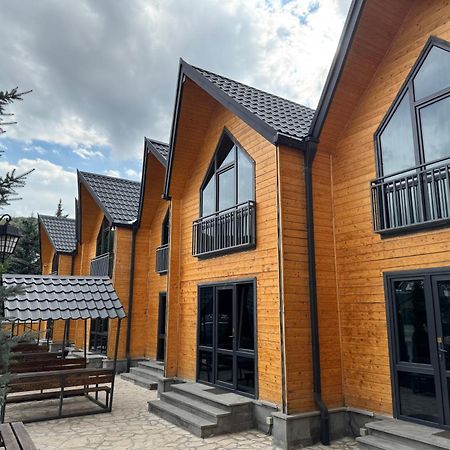 צ'אקאדזור Everest Rest House מראה חיצוני תמונה